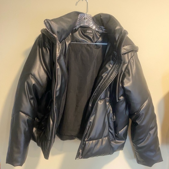 ZARA Faux Leather Puffer Jacket Black Hooded Zip Front Women’s Small - Picture 4 of 13